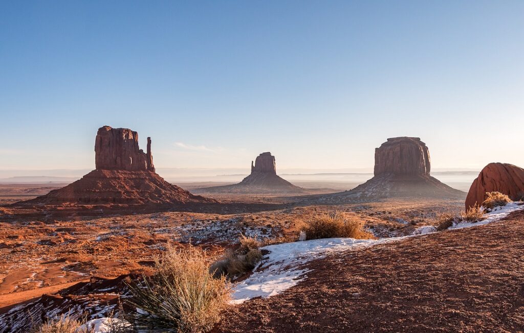 Red rock formations in Monument National Park